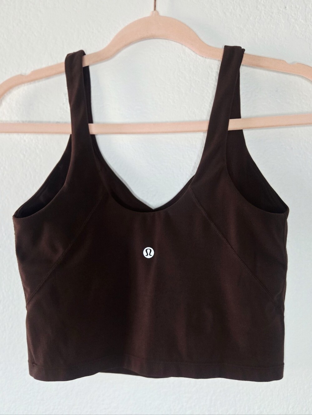 Lululemon Athletica Dark Brown Cropped Athletic Tank Built In Shelf Bra sz 8